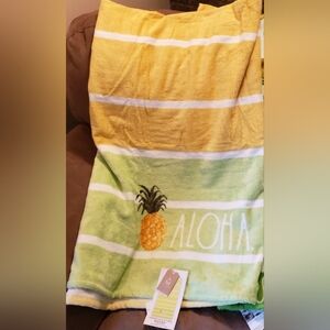 Rae Dunn beach towel Aloha Pineapple